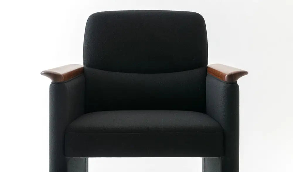 Contract Collection Armchair - Cedro Japonés Comprimido - Furniture