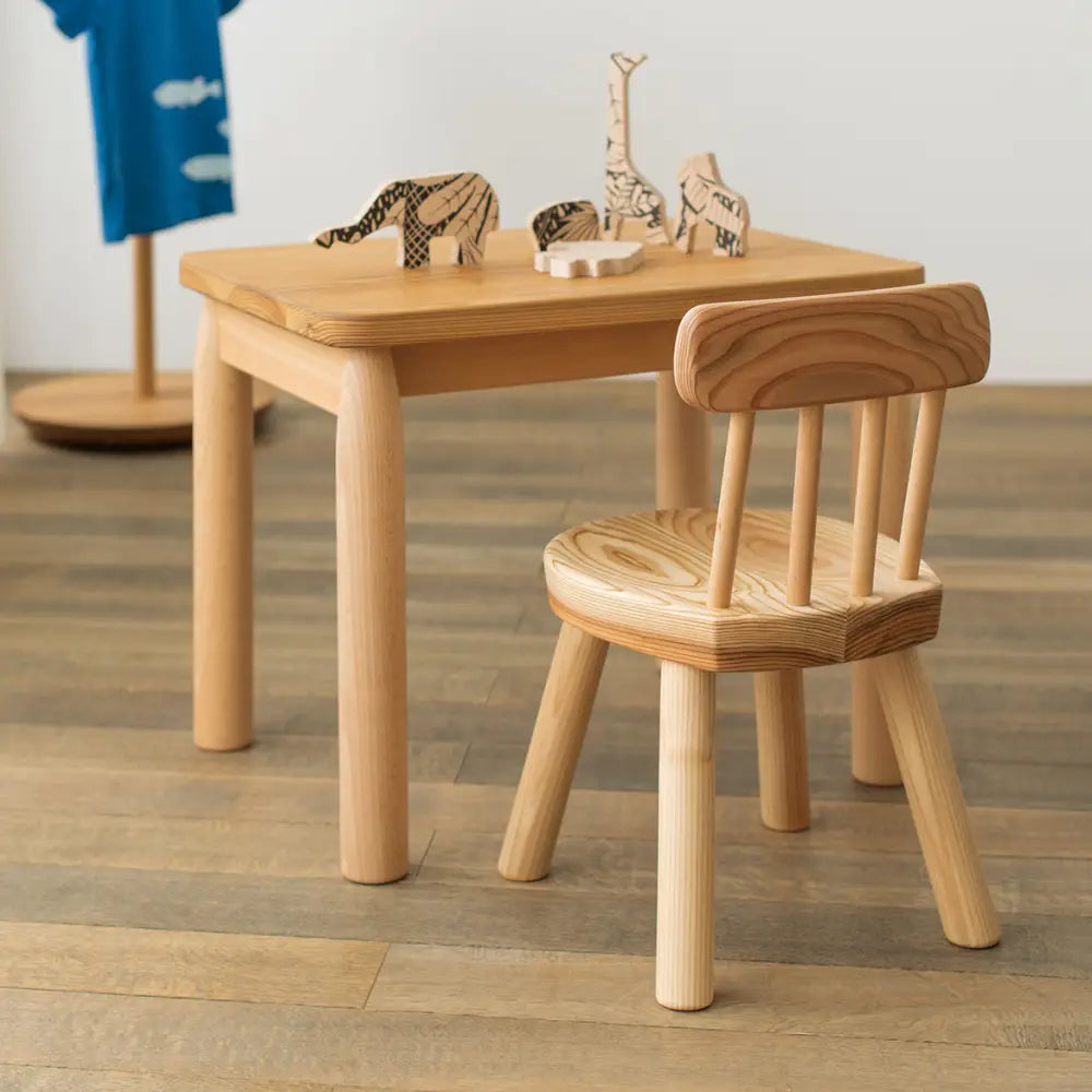 Hida Arda Kid’s Chair by Enzo Mari - Cedro Japonés Comprimido / Haya - Furniture