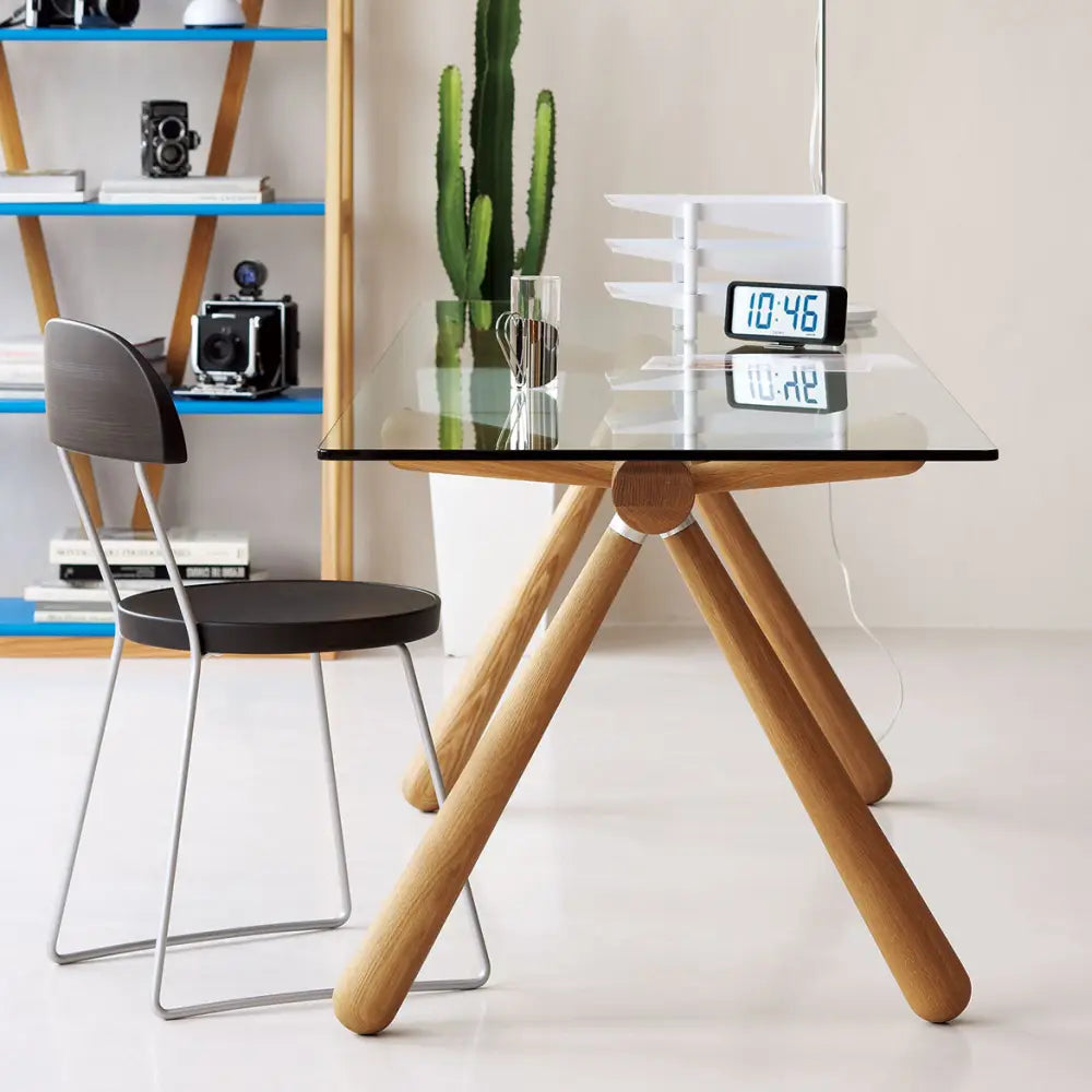 Hida Giulie Dining Table W135 by Enzo Mari - Vidrio Templado / Roble Blanco - Furniture