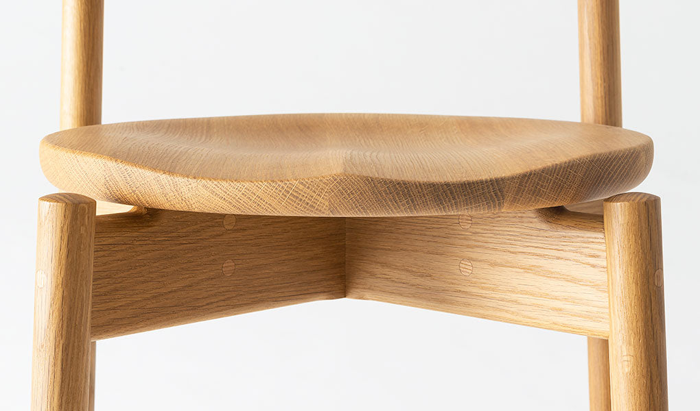 Tsubura Semi Armchair